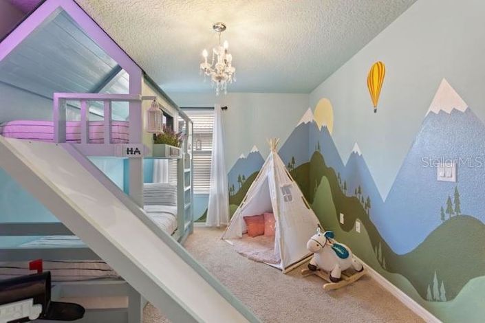 Image No.40-7 Bed Property for sale