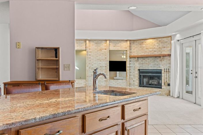 Image No.11-4 Bed Property for sale