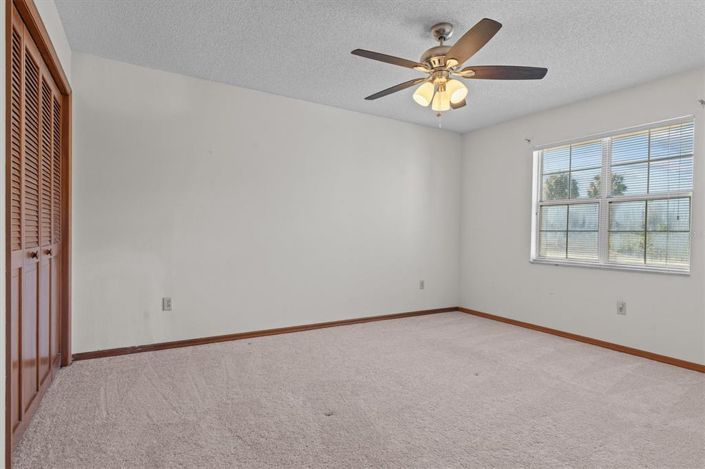 Image No.25-4 Bed Property for sale