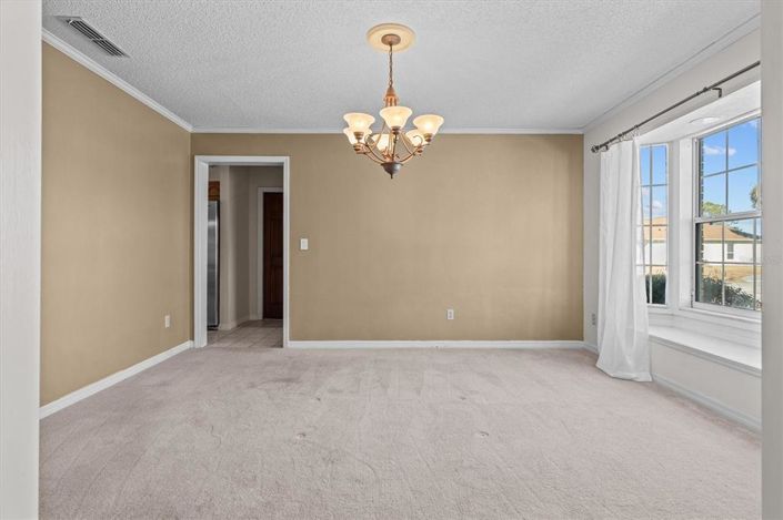 Image No.9-4 Bed Property for sale