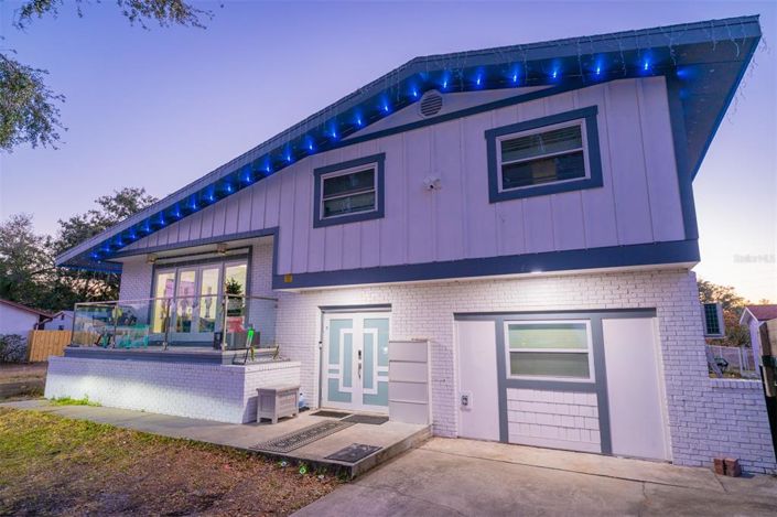 Image No.4-6 Bed Property for sale