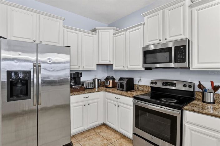 Image No.21-8 Bed Property for sale