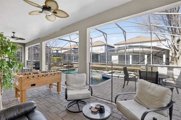 Image No.26-8 Bed Property for sale