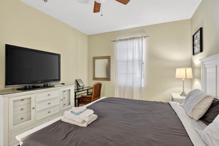 Image No.42-8 Bed Property for sale