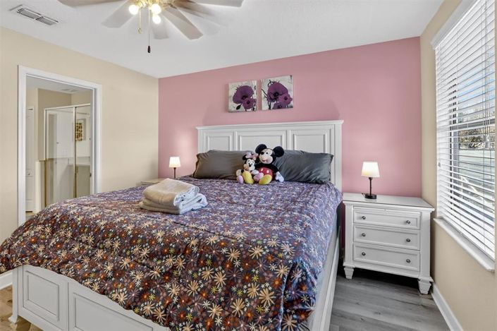 Image No.59-8 Bed Property for sale