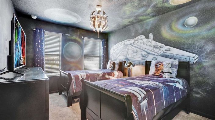 Image No.24-5 Bed Townhouse for sale