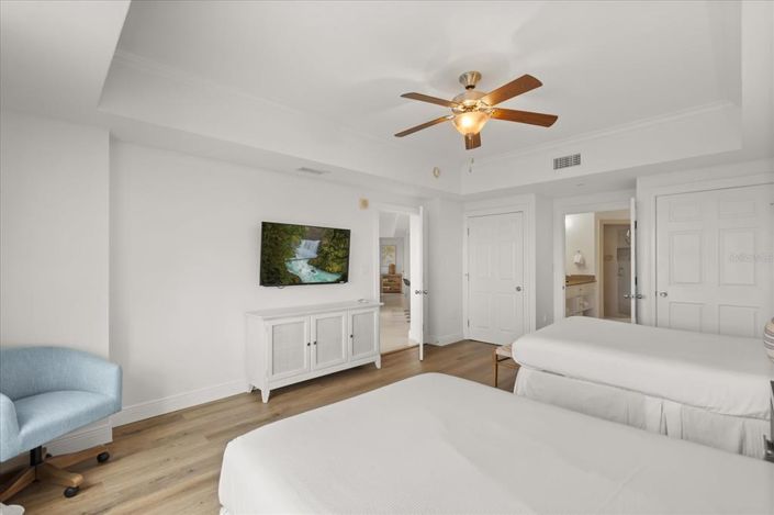 Image No.24-2 Bed Property for sale