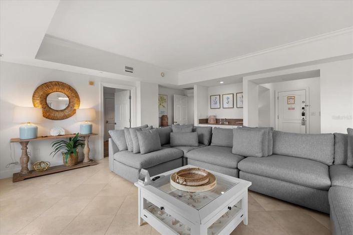 Image No.6-2 Bed Property for sale