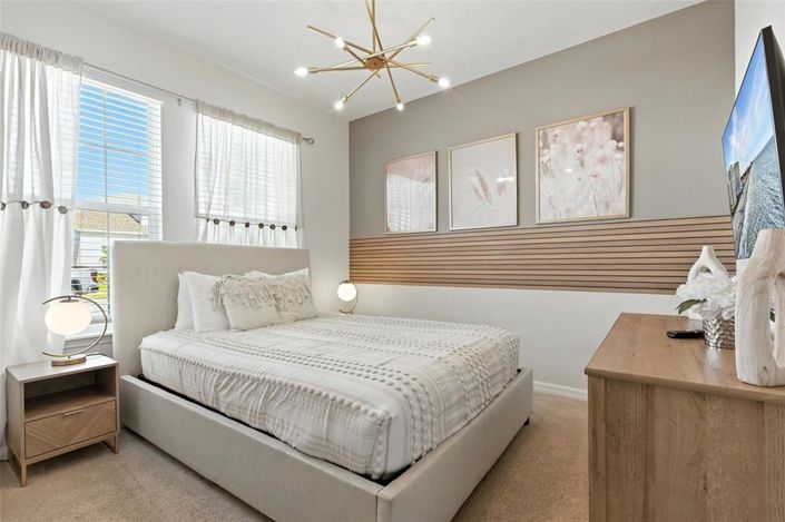 Image No.23-8 Bed Property for sale