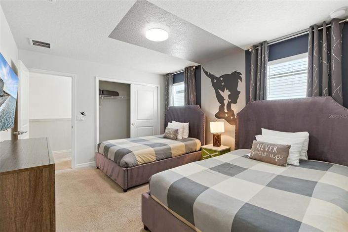 Image No.27-8 Bed Property for sale