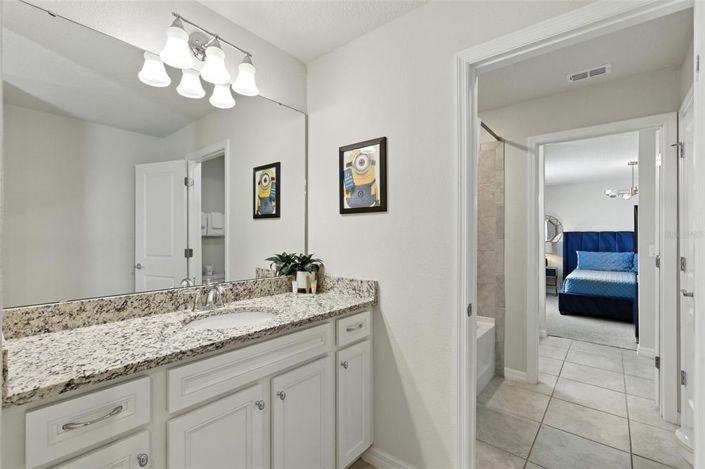 Image No.31-8 Bed Property for sale