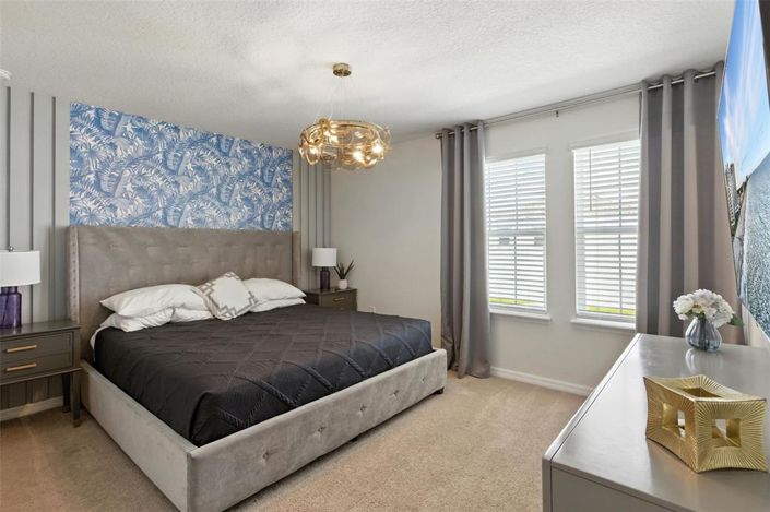 Image No.35-8 Bed Property for sale