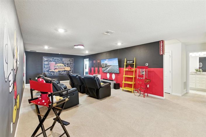 Image No.46-8 Bed Property for sale