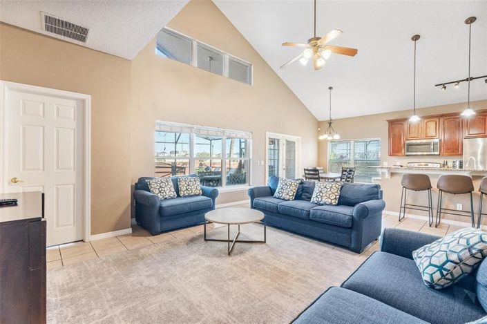 Image No.5-Propriété de 7 chambres à vendre à Kissimmee