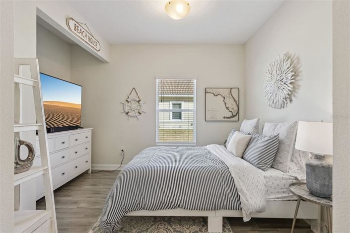 Image No.14-2 Bed Townhouse for sale