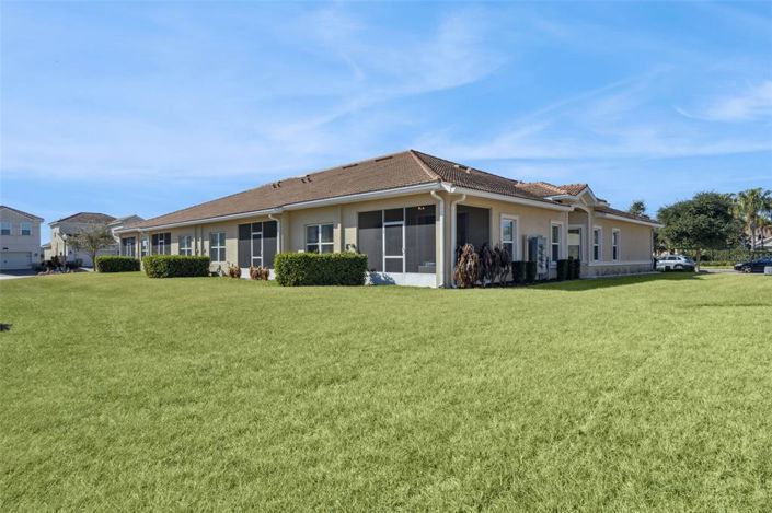 Image No.16-2 Bed Townhouse for sale