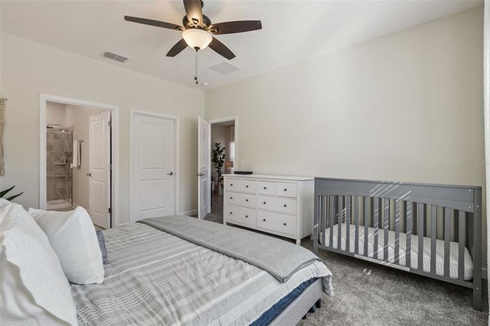 Image No.35-2 Bed Townhouse for sale