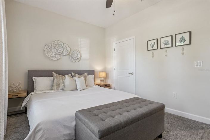 Image No.37-2 Bed Townhouse for sale