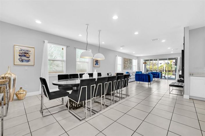 Image No.13-8 Bed Property for sale