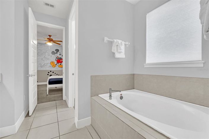 Image No.31-8 Bed Property for sale