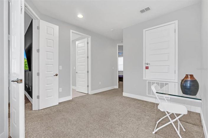 Image No.32-8 Bed Property for sale