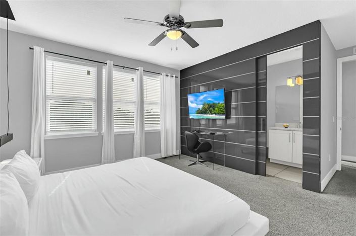 Image No.46-8 Bed Property for sale