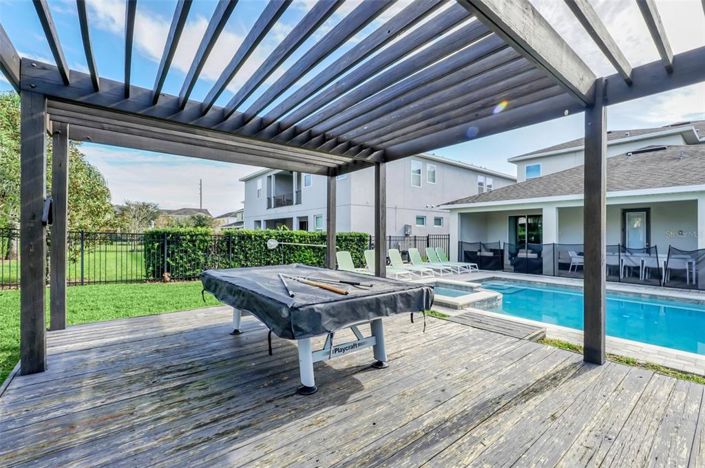 Image No.58-8 Bed Property for sale