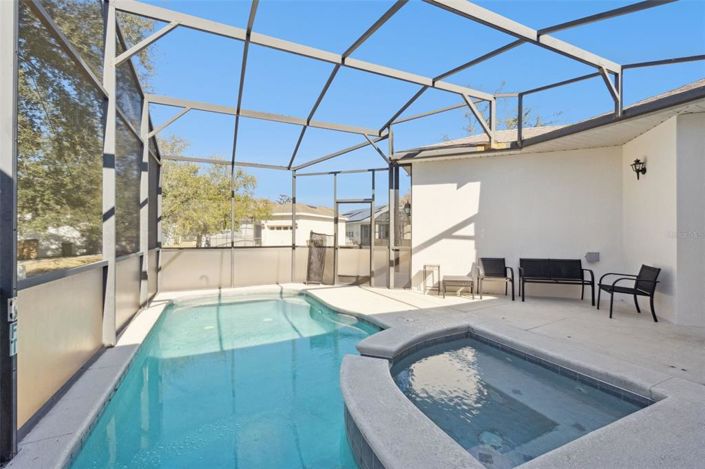 Image No.36-4 Bed Property for sale