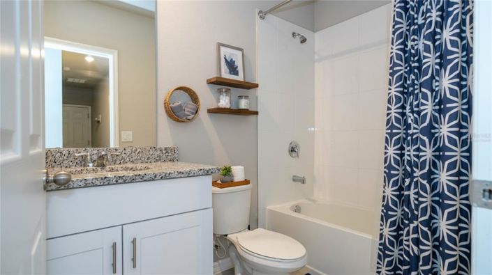 Image No.37-3 Bed Property for sale