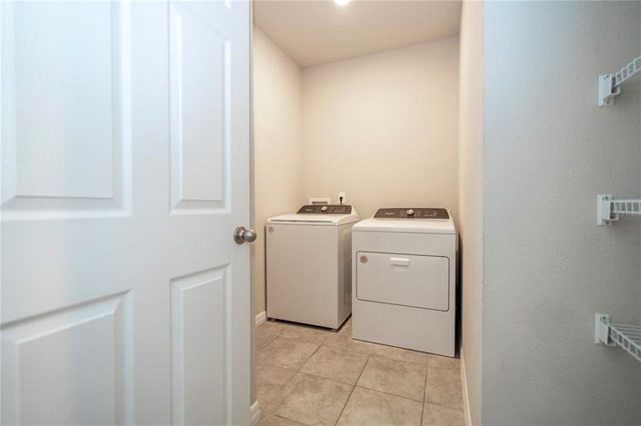 Image No.40-3 Bed Property for sale