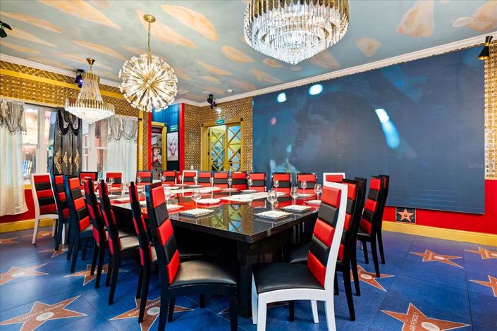 Image No.12-20 Bed Property for sale