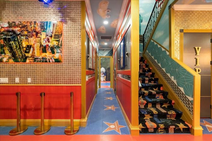 Image No.3-20 Bed Property for sale