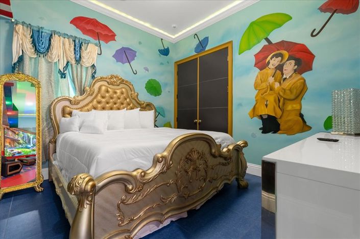 Image No.35-20 Bed Property for sale