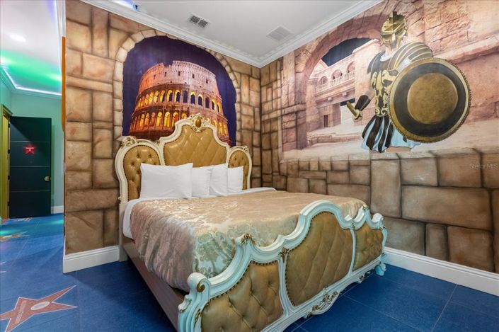 Image No.39-20 Bed Property for sale