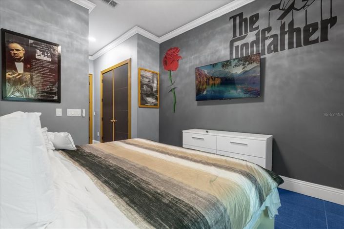 Image No.42-20 Bed Property for sale