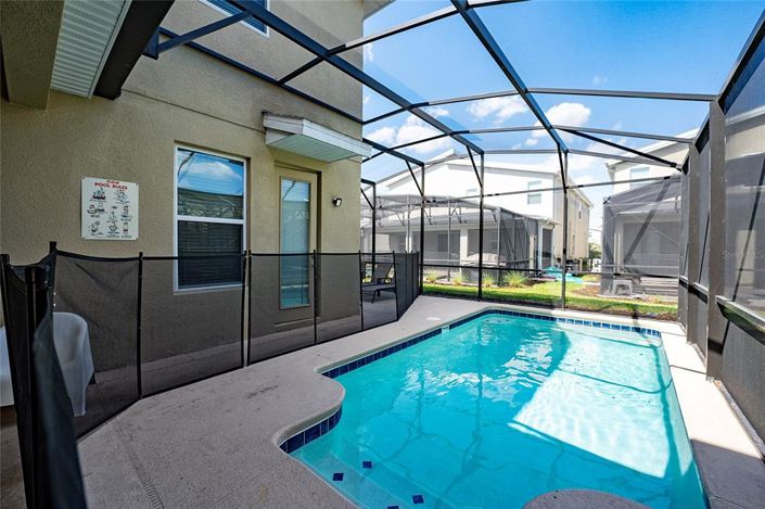 Image No.27-5 Bed Property for sale