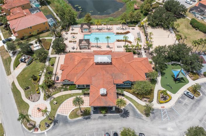 Image No.4-6 Bed Property for sale