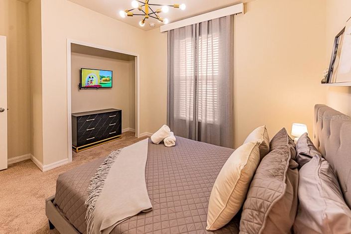 Image No.35-5 Bed Townhouse for sale