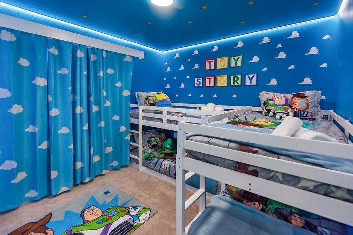 Image No.38-5 Bed Townhouse for sale