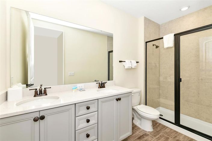 Image No.27-3 Bed Townhouse for sale