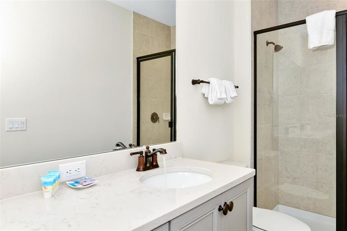 Image No.28-3 Bed Townhouse for sale