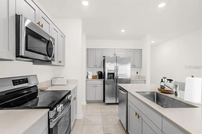 Image No.4-3 Bed Property for sale