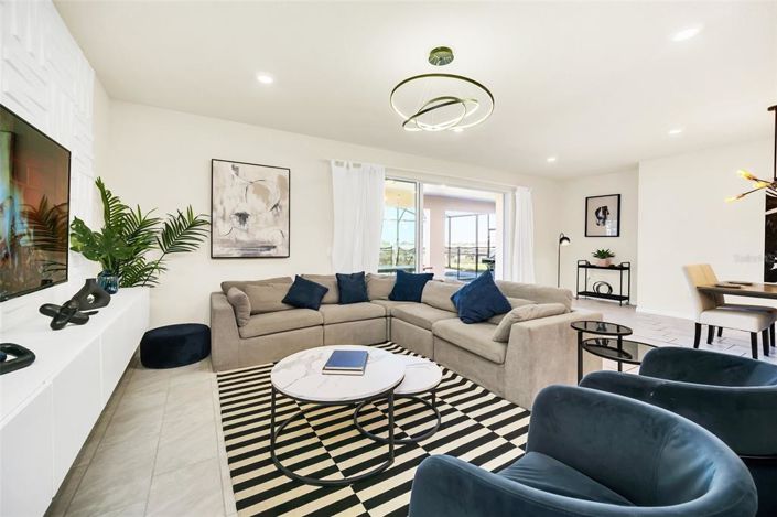 Image No.20-9 Bed Property for sale