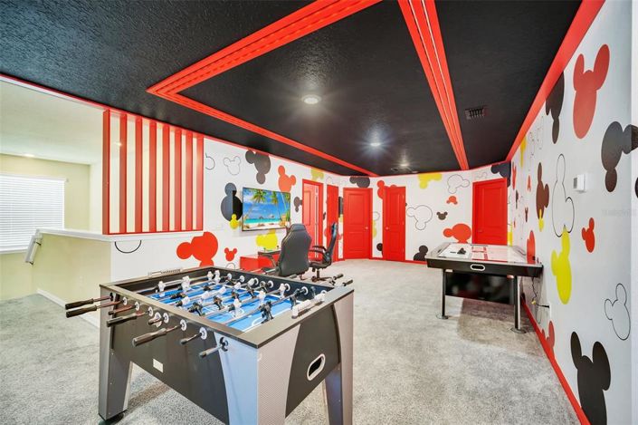 Image No.33-9 Bed Property for sale