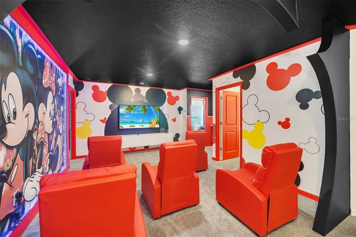 Image No.36-9 Bed Property for sale