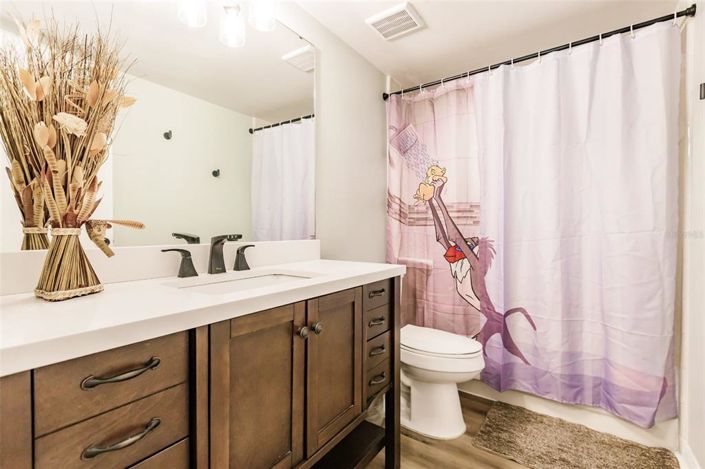 Image No.27-4 Bed Property for sale