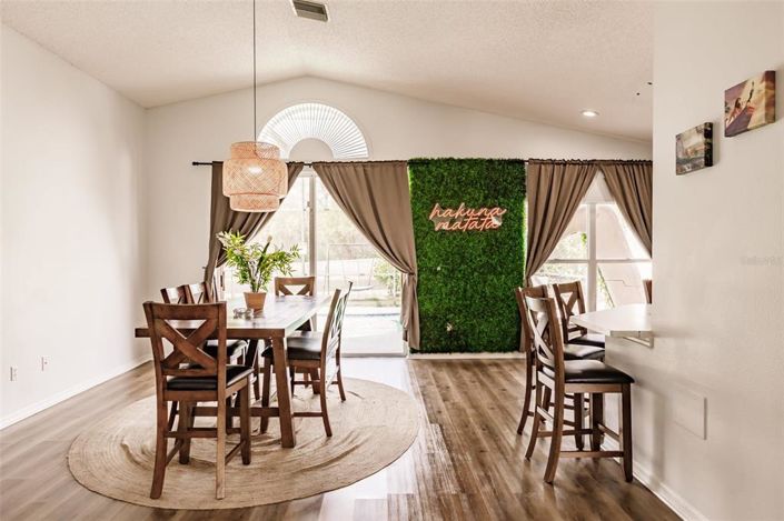 Image No.5-4 Bed Property for sale