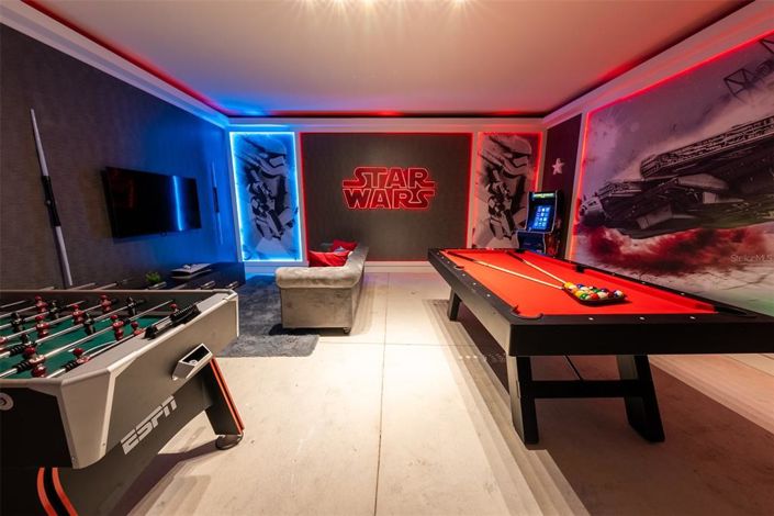 Image No.19-7 Bed Property for sale