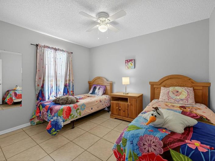 Image No.23-5 Bed Property for sale