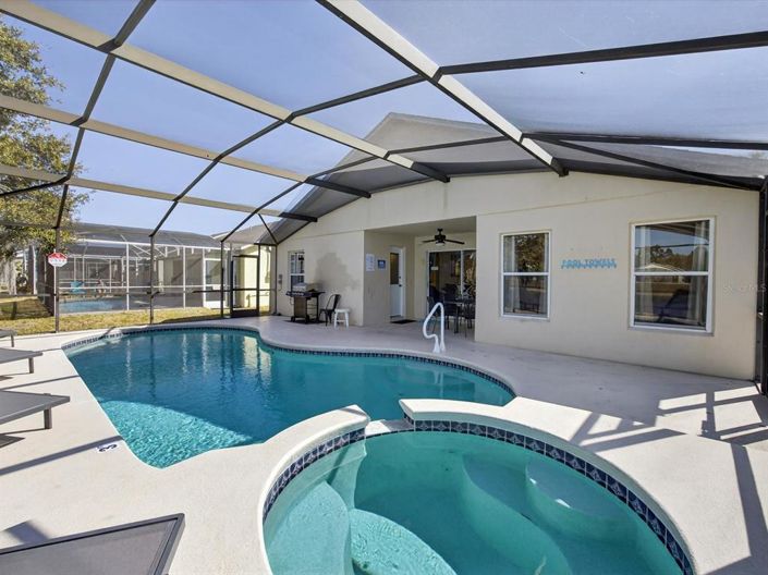 Image No.32-5 Bed Property for sale